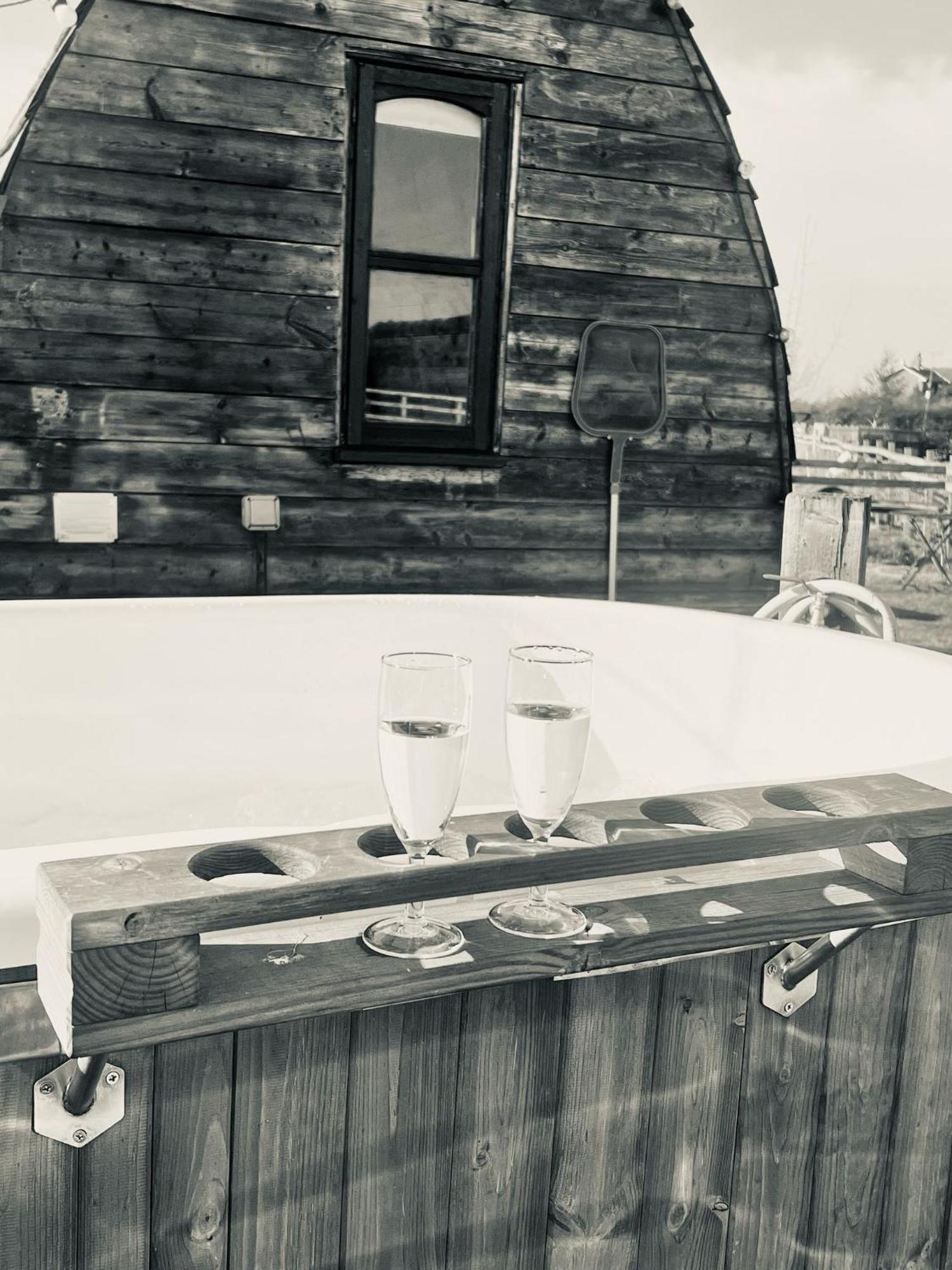 Skipbridge Farm Glamping 约克 外观 照片